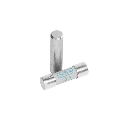 6 x 15A Fuses on DC+ 6 x 15A Fuses on DC+